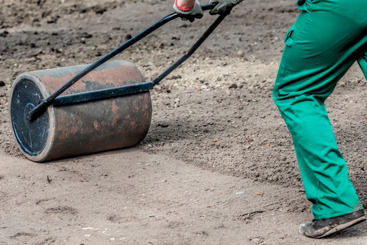 подготовка грунта под газон